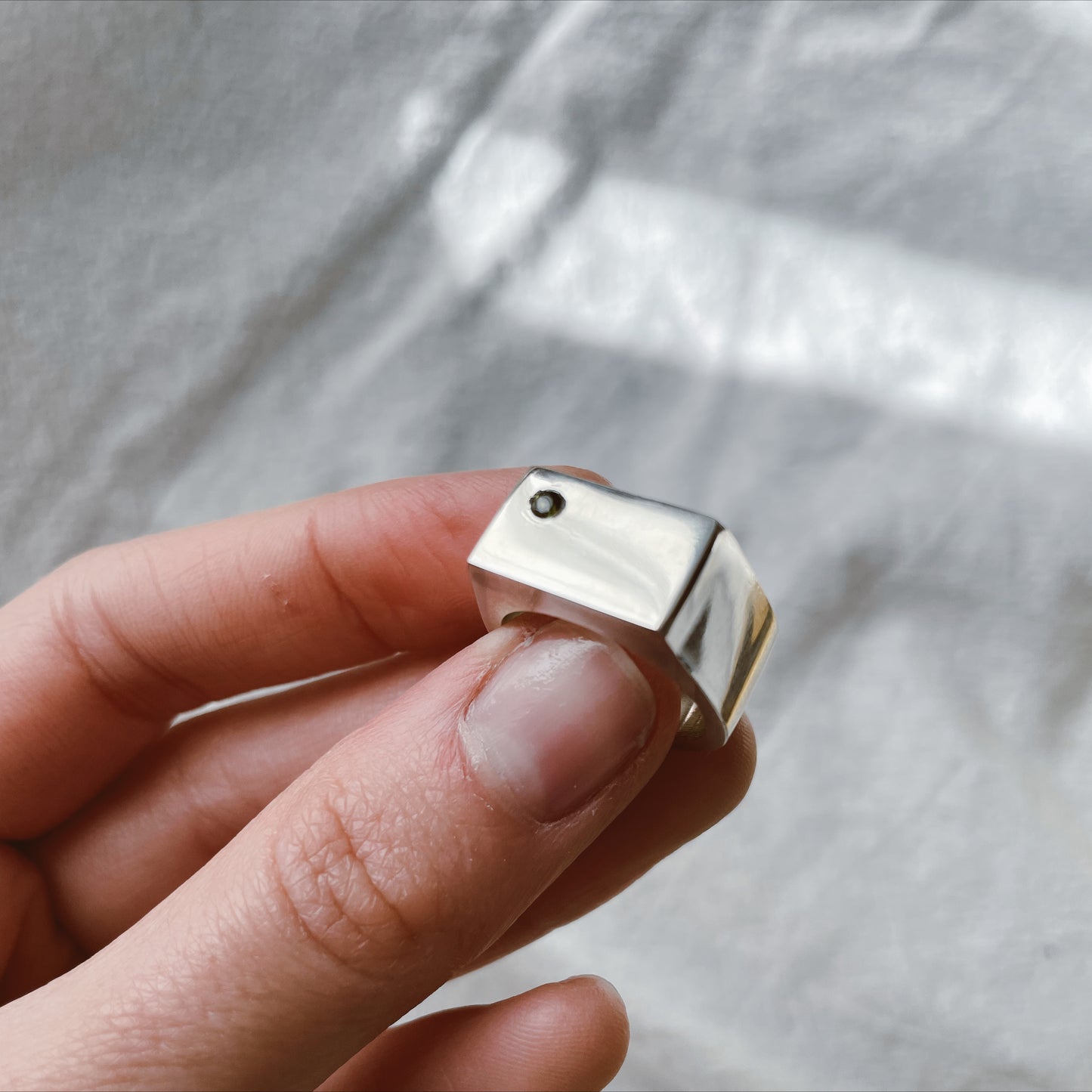 Anillo Luzada