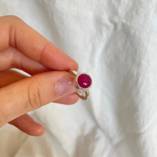 Anillo Rita XL - Calcedonia Fucsia